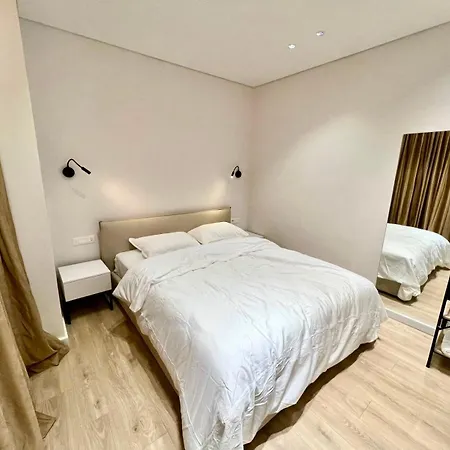 Premium Center Daire